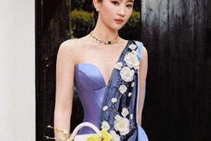刘亦菲深夜健身引热议，自律女神身材管理秘诀